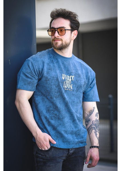 Peace And Love Yıkamalı Sırt ve Ön Baskılı Pamuklu Comfort Erkek Tshirt fiyatları