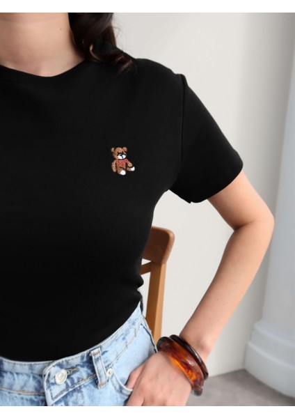Teddy Bear Nakışlı Crop T-Shirt fiyatları
