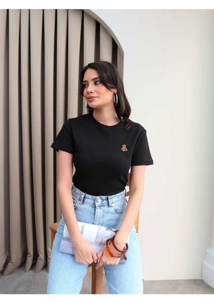 Teddy Bear Nakışlı Crop T-Shirt modelleri