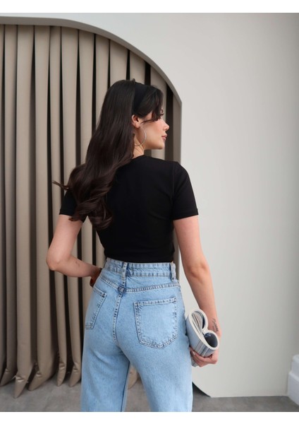 Teddy Bear Nakışlı Crop T-Shirt fırsatları