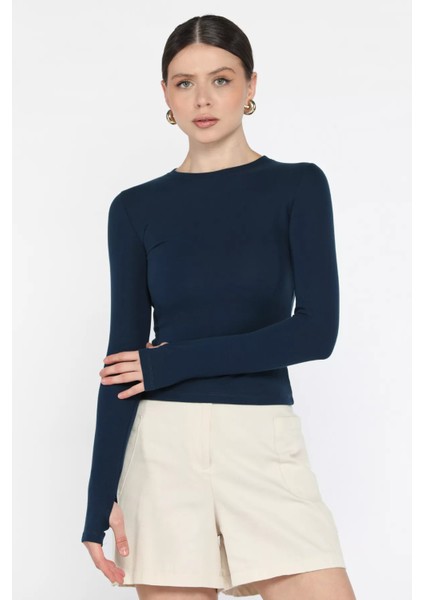 Kadın Bisiklet Yaka Parmak Geçirmeli Bluz P-00016039