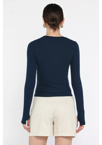 Kadın Bisiklet Yaka Parmak Geçirmeli Bluz P-00016039 fırsatları