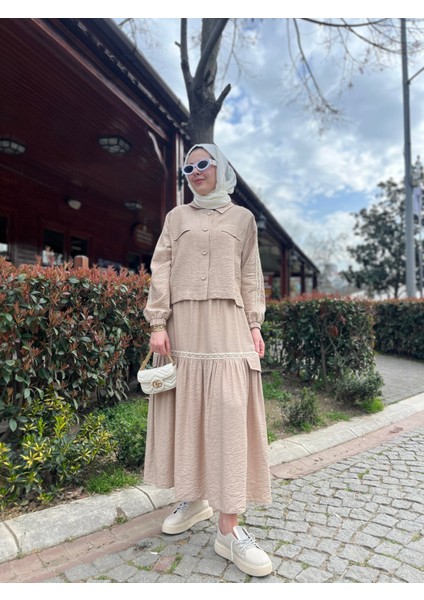 Şerit Detaylı Keten Takım