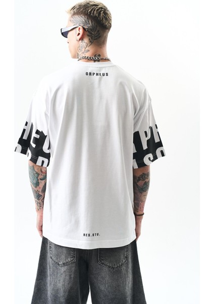 Erkek Orpheus Baskılı Oversize T-Shirt Beyaz modelleri