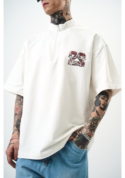 Erkek 22 Baskılı Yarım Fermuarlı Oversize T-Shirt Bej indirimleri