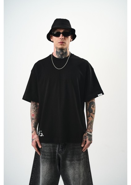 Erkek World Is Mine Baskılı Oversize T-Shirt Saks fiyatları