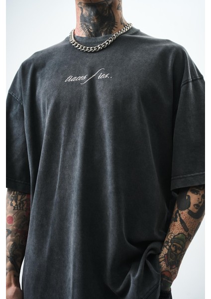 Erkek Eyes Baskılı Yıkamalı Oversize T-Shirt Siyah fırsatları