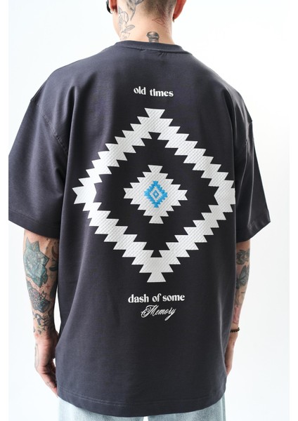 Erkek Memory Baskılı Oversize T-Shirt Füme indirimleri