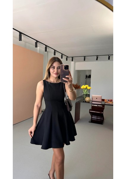 Bebe Plus Kadın Eteği Bol Gipeli Kolsuz Mini Elbise fırsatları