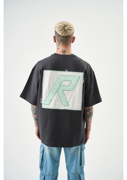 Erkek Numbers Of R Nakışlı Oversize T-Shirt Siyah