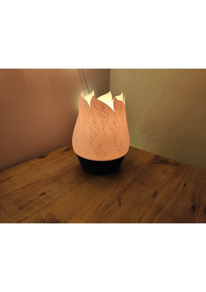 Tulip Model Abajur Beyaz fırsatları