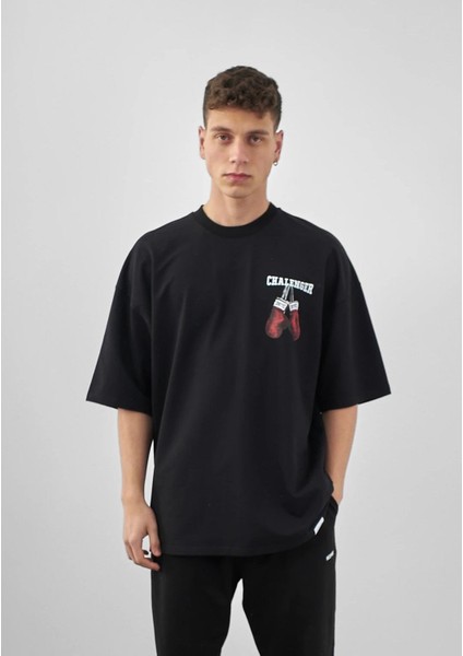 Erkek Challenger Baskılı Oversize T-Shirt Beyaz fiyatları