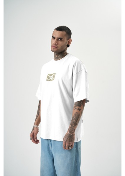 Erkek Ornaments Baskılı Oversize T-Shirt Beyaz modelleri
