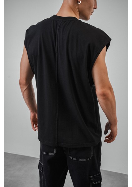 Erkek Basic Sıfır Kol Oversize T-Shirt Siyah fırsatları