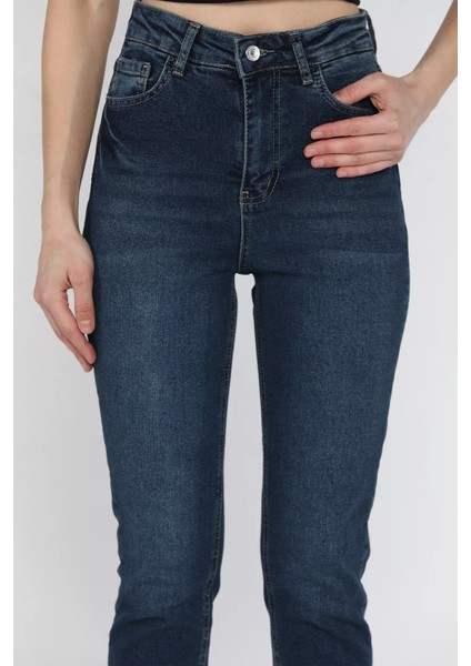 Kadın Likralı Yüksek Bel Mom Jean Kot Pantolon P-00016011