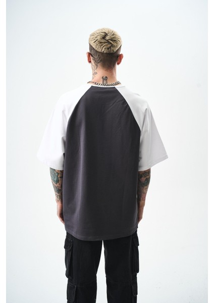 Erkek 1984 Baskılı Oversize T-Shirt Siyah modelleri