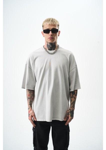 Erkek Etiket Detaylı Yıkamalı Oversize T-Shirt Gri