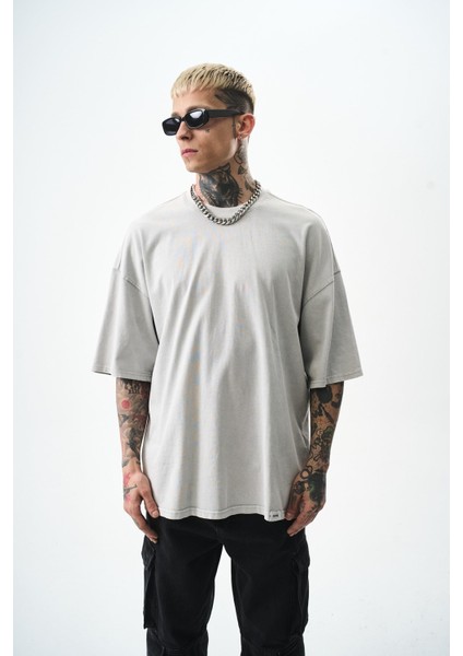 Erkek Etiket Detaylı Yıkamalı Oversize T-Shirt Gri fırsatları