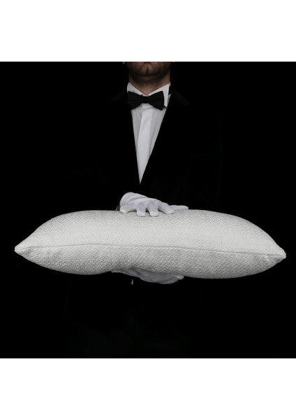 Mira Akrilik Pamuklu Keten 35*65 Düz Dikişli Kırlent Beyaz
