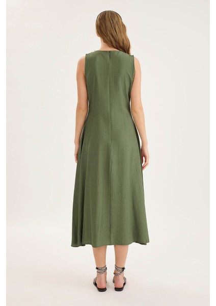 Sıfır Kol Kloş Midi Elbise fırsatları