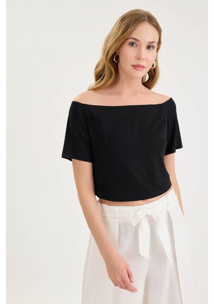 Kayık Yaka Crop Bluz modelleri