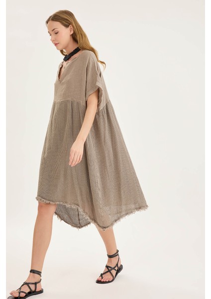 Kısa Kol Etek Kısmı Fileli Keten Elbise indirimleri