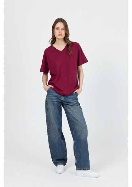 Bordo V Yaka %100 Pamuk Comfort Fit Tişört 2143M