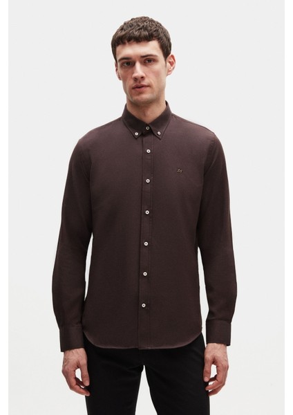 Slim Fit Acı Kahve Oxford Düğmeli Yaka Kolay Ütülenebilir Nakış Detaylı Pamuklu Gömlek 4HC02ORT03265
