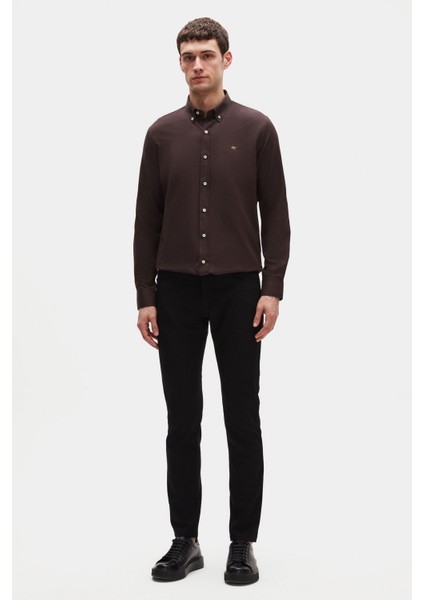 Slim Fit Acı Kahve Oxford Düğmeli Yaka Kolay Ütülenebilir Nakış Detaylı Pamuklu Gömlek 4HC02ORT03265 fırsatları