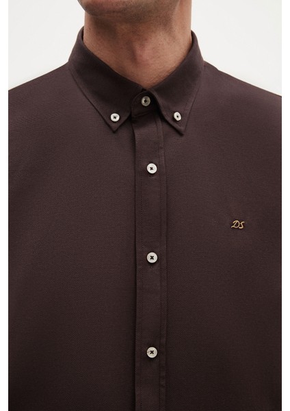 Slim Fit Acı Kahve Oxford Düğmeli Yaka Kolay Ütülenebilir Nakış Detaylı Pamuklu Gömlek 4HC02ORT03265