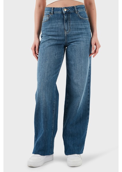 Pamuklu Comfort Fit Yüksek Bel Geniş Paça Jeans Bayan Kot Pantolon EW001119 AF12676 MB002 indirimleri