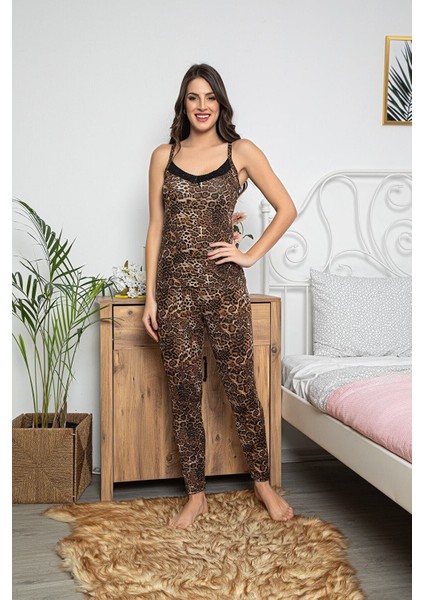 Kadın Leopar Desenli Dantel Detaylı Şortlu ve Taytlı Pijama Takımı 3'lü Set 75000
