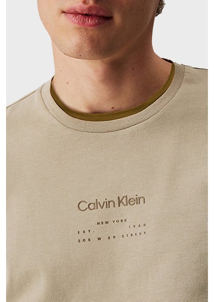 Baskılı Pamuklu Regular Fit Bisiklet Yaka T Shirt K10K114172PAH Erkek T Shirt K10K114172 Pah fırsatları