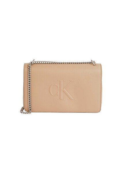 Sculpted Ew Flap Conv Chaın