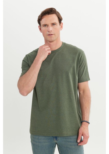 Pamuklu Modern Fit Rahat Kesim Bisiklet Yaka Tişört modelleri