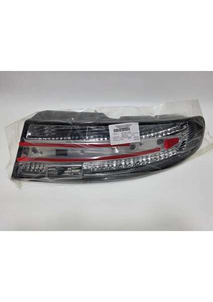Db9 Dbs Vantage Sağ Arka Far DG33-37-10792 (Siyah Kenar)