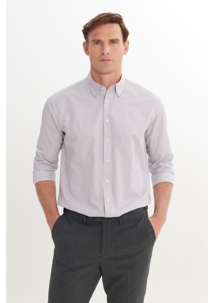 Pamuklu Slim Fit Dar Kesim Düğmeli Yaka Çizgili Gömlek