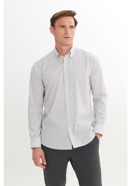 Pamuklu Slim Fit Dar Kesim Düğmeli Yaka Çizgili Esnek Gömlek