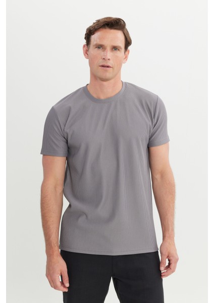 Slim Fit Dar Kesim Bisiklet Yaka Esnek Tişört