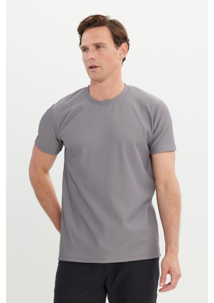 Slim Fit Dar Kesim Bisiklet Yaka Esnek Tişört modelleri