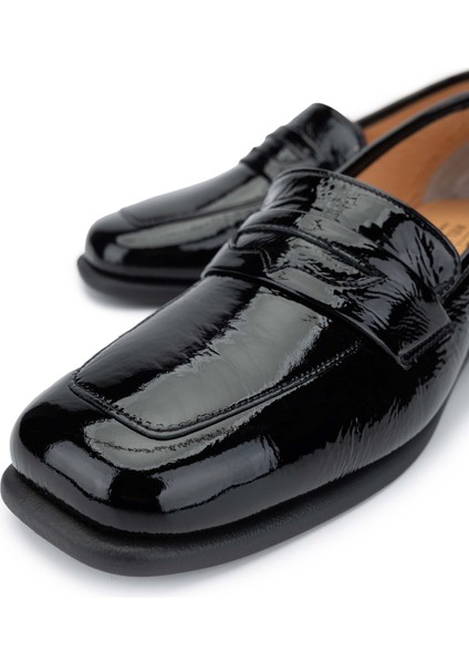 Kadın Siyah Comfort Ayakkabı 611 E3607-03 Bn Ayk SK24/25 Black modelleri