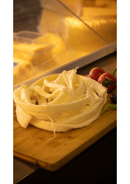 Çeçil Peyniri 1 kg