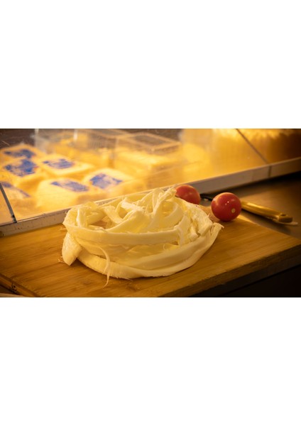 Çeçil Peyniri 1 kg