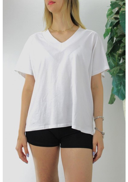 Geniş V Yaka Tişört Beyaz - 1090.35