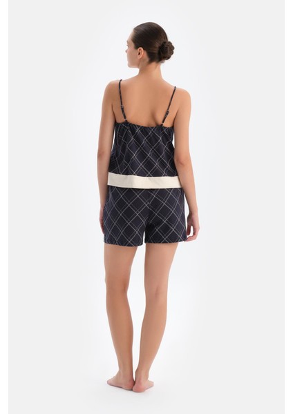 Lacivert Desenli Atlet Şort Pijama Takımı