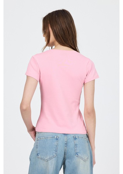 Pembe V Yaka Slim Fit Tişört 2215 indirimleri