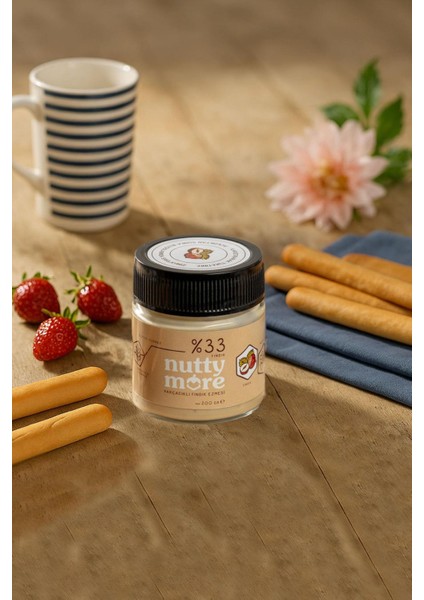 400 gr & Nutty More %33 Fındık Parçacıklı Fındık Ezmesi 200 gr fırsatları