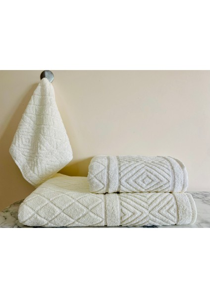 3'lü Jakarlı Banyo Takımı 100X150 Banyo 50X90EL&YÜZ 30X50 Mutfak Havlusu