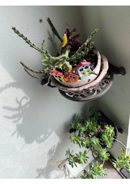 Yatay Raf Antiktarz Dökme Demir