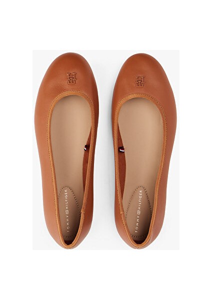 Th Hardware Leather Ballerına